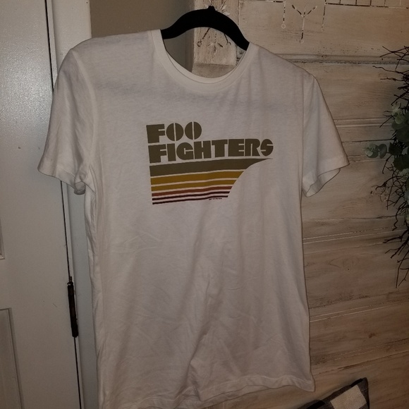 foo Fighters Tops - Foo Fighters Fitted Tee foo Fighters Tops - Foo Fighters Fitted Tee